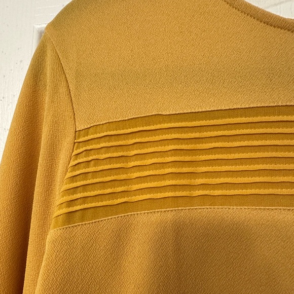 Calvin Klein ladies L pullover shirt with sheer detail - Picture 4 of 5